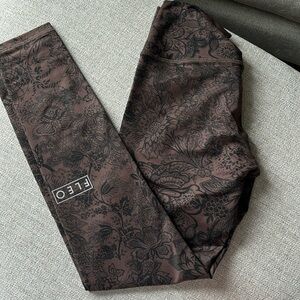 Fleo el toro 25” - chocolate lace